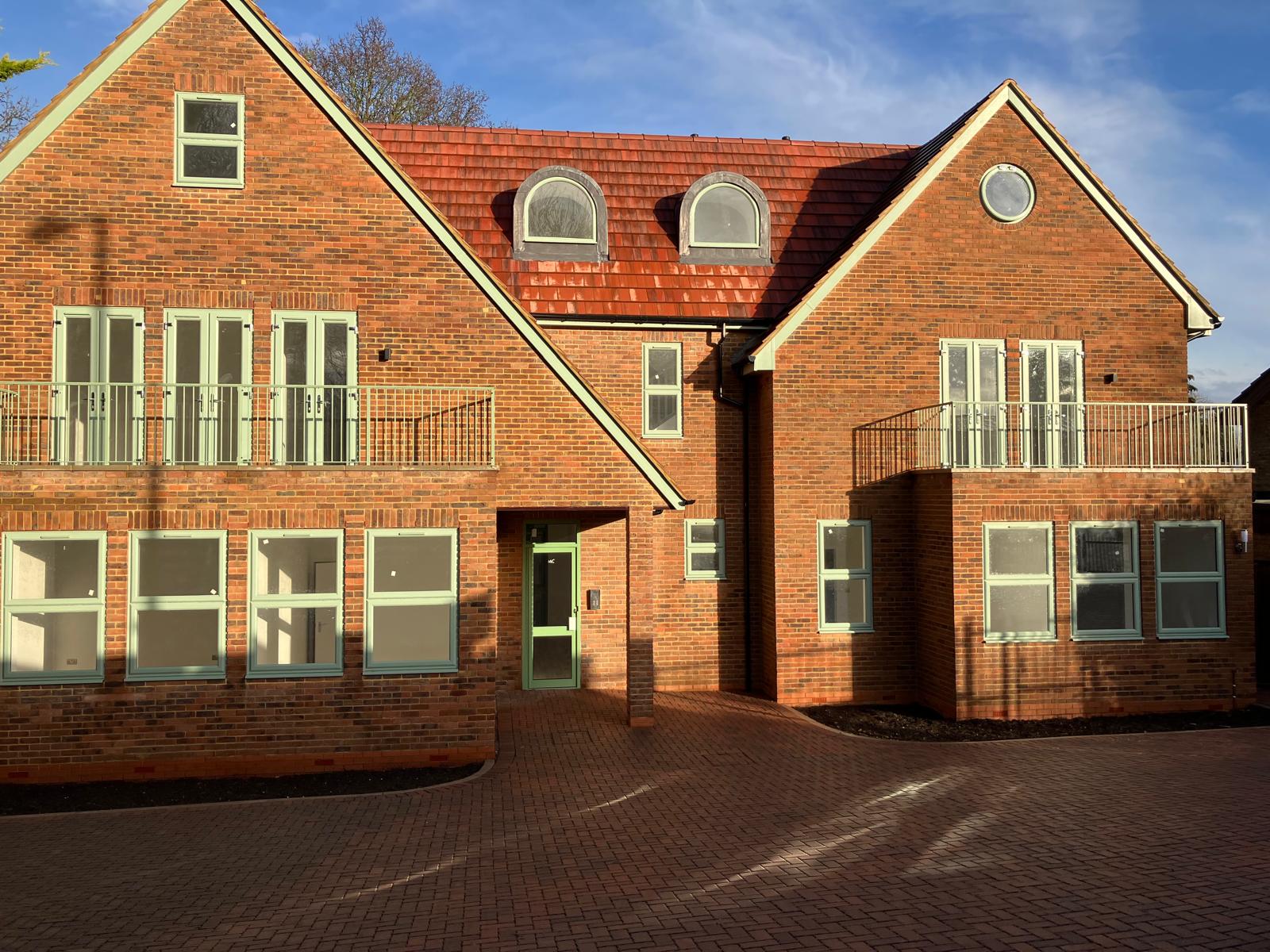 Aspen Bridging has completed a £2.1m, 28-day No Valuation bridge on a newbuild property comprising six high-spec apartments in Pinner in the London borough of Harrow.